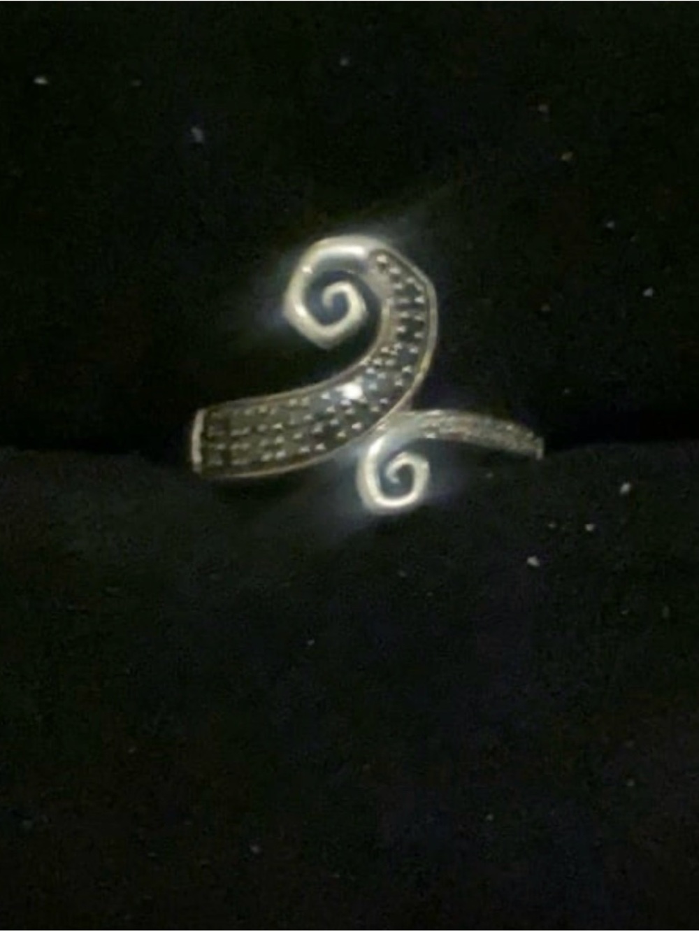 925 The Nightmare Before Christmas Black & White Diamond Ring (READ DESC)